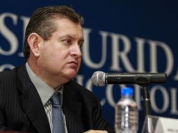 El titular de la FGE explicó que actualmente se lleva a cabo la capacitación de mil elementos policiales.  /