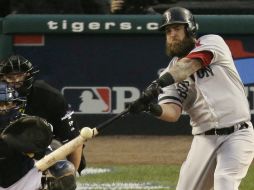 Mike Napoli produjo la única carrera de la noche con su cuadrangular. AP /