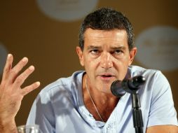 Antonio Banderas reveló que aún no conoce el guión de la película sobre los 33 mineros que sobrevivieron 70 días sepultados en Chile. EFE /