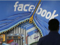 Las modificaciones se producen en un momento en que Facebook lucha con Twitter para ser la red social favorita. ARCHIVO /