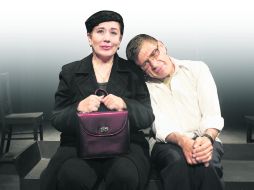 A escena. Sara Isabel Quintero y Jesús Hernández son los protagonistas de la pieza que dirige Miguel Lugo.  /