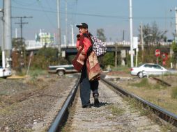 Múltiples delitos se cometen contra los migrantes a su paso por la ZMG, la mayoría de estos son robos. ARCHIVO /