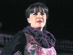 Patricia Magallón participó en la pasarela de sobrevivientes del cáncer de mama en la explanada del Instituto Cultural Cabañas.  /