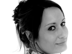 La escritora británica Jodi Ellen Malpas, la última sensación de la novela erótica en EU. EFE /