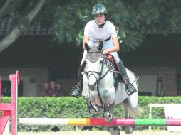 Sin faltas y con 61.98 como tiempo Denisse Orozco fue la ganadora.  /