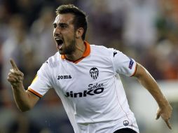 Paco Alcácer abrió el marcador para los 'ches'. AP /