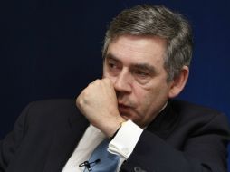 Gordon Brown insta a utilizar la cooperación internacional y la experiencia de otras economías para evitar crisis financieras. ARCHIVO /