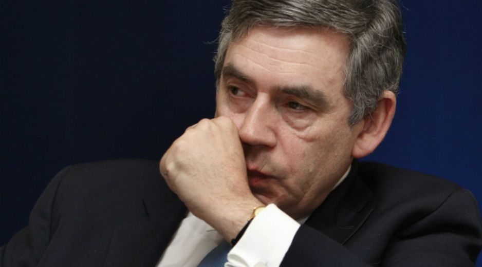 Gordon Brown insta a utilizar la cooperación internacional y la experiencia de otras economías para evitar crisis financieras. ARCHIVO /