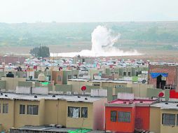 Una fuga de gasolina, ocasionada por el robo de combustible, puso en peligro a miles de habitantes de Tlajomulco.  /
