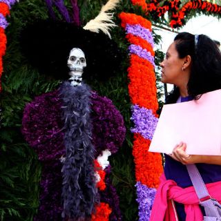 Inauguran Mega Ofrenda en el Zócalo en honor a Posada