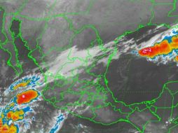 El SMN informa que se ha formado la depresión tropical 18-E, localizada al suroeste de las costas de Colima y Jalisco. ESPECIAL /