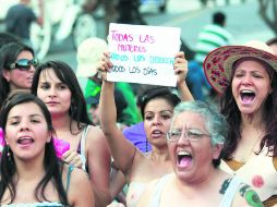 Mujeres protestan contra la violencia de género. En México existe una legislación para castigar los delitos desde 2007. NTX /