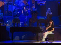 Yanni dice que escribe música con un mensaje positivo. Tomada de: @FICMAYA2013 en Twitter. ESPECIAL /