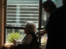 Aseguran que una de las peores problemáticas en los asilos es la soledad. ARCHIVO /