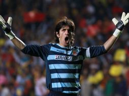 Federico Vilar fue el protagonista en la tanda de penales al detener tres disparos a los rojinegros y darle la victoria a Monarcas. MEXSPORT /