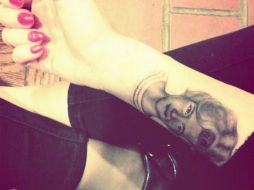 La foto difundida en redes sociales está acompañada del mensaje: Porque ella es mi favorita y yo soy la suya. ESPECIAL /