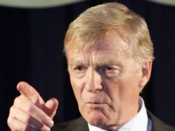 El asunto estalló en marzo de 2008 cuando News of the World difundió un video de Max Mosley con cinco prostitutas. ARCHIVO /