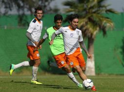 Querétaro comparte su entrena miento ''Preparación a tope para el partido del sábado ante Pachuca...'' en su cuenta @Club_Queretaro. ESPECIAL /
