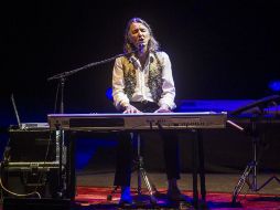 El músico presentó ante cuatro mil 800 personas su gira ''Breakfast in America'', en honor al álbum más célebre de Supertramp.  /