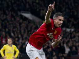 Robin acerca a su equipo a la pelea por los primeros sitios de la Premier. AFP /