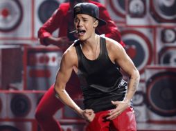 Justin Bieber comenzó a sentirse mal desde el sábado por la noche, al terminar un concierto. ARCHIVO /