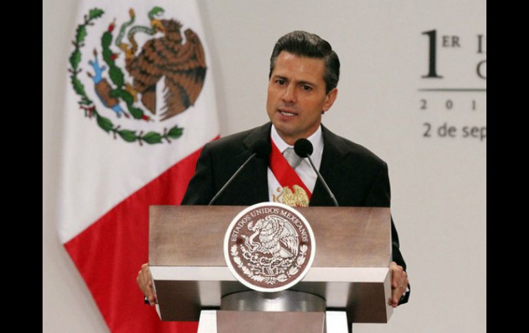 Los carteros mantienen su oficio, en la era del internet, a partir de la entrega del servicio postal institucional. ARCHIVO /