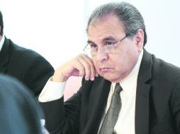 El ex secretario dice que nunca recibió dinero o beneficio personal alguno de los líderes de comerciantes ambulantes. ARCHIVO /