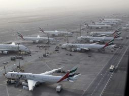 El aeropuerto internacional de Dubai es sede de la compañía aérea de bandera Emirates Airways. AFP /