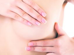 Debe realizarse mensualmente la autoexploración, después del séptimo o décimo día de la menstruación. ESPECIAL /