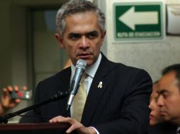 El jefe de gobierno del Distrito Federal, Miguel Ángel Mancera, recibió el galardón. ARCHIVO /