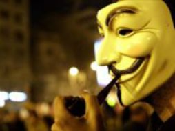 Después de que la página fuera recuperada, Anonymous escribió mensajes en Twitter burlándose de las nuevas leyes peruanas. ESPECIAL /