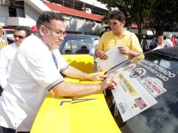 Aunque esta ocasión sólo 50 taxistas buscan su distintivo 'Taxi Seguro', se espera que unos seis mil conductores se sumen.  /
