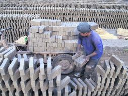 La Coparmex afirma que “es necesario dinamizar los mecanismos legales para la contratación que permita generar los que se requieren EFE /