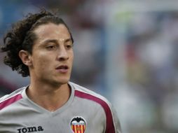 Andrés Guardado poco ha podido hacer para sacar del bache al equipo naranjero. ARCHIVO /