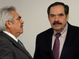 Los senadores José Orihuela (i) y Héctor Larios (d) de la Comisión de Relaciones Exteriores en el Senado. NTX /