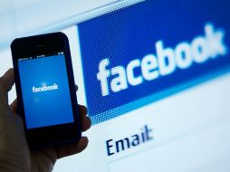 La nueva función de Facebook se llamaría 'salvar para despúes' o 'leer después'. ARCHIVO /