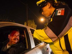 En lo que va del operativo antiebrios se han practicado pruebas de alcoholimetría a alrededor de 100 taxistas. ARCHIVO /