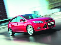 Ford. Focus III.  /