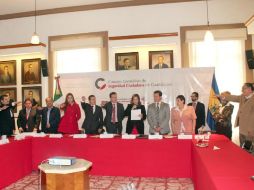 El dirigente de este proyecto no recibirá remuneración por el cargo.  /