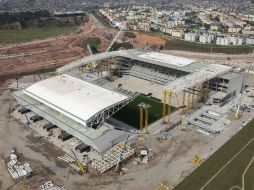 Este es uno de los tres inmuebles que tienen retraso en su construcción. AP /