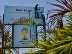 Los brasileños cada vez esperan menos para tener el máximo evento del balompié. AFP /