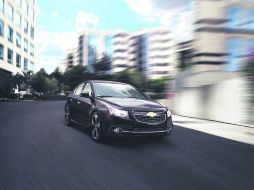 El auto estará disponible en el nuevo color ''Café Expresso'', así como en ''Azul Mineral''.  /