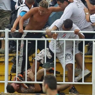 Prohíben a barra del Atlético Paranaense entrada a estadios