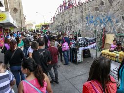 La semana pasada, ante dichos del munícipe, comerciantes establecidos creyeron que el banquetón estaría sin ambulantes. ARCHIVO /