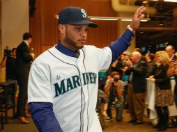 Robinson ya fue presentado con los Marineros por las próximas 10 temporadas. AFP /