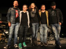 Azul Violeta surgió en Guadalajara y saltó a la fama al final de la década de los años 90, con su disco 'Globoscopio'.  /