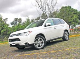 El diseño ha venido a refrescar la imagen de la camioneta. Sin embargo, Mitsubishi se enfocó en mejorar su consumo y desempeño.  /