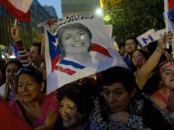 El gobernante venezolano Nicolás Maduro saludó por su parte ''la victoria del pueblo chileno''. AFP /