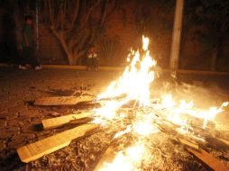 Queda estrictamente prohibido cualquier tipo de quema que aumente los niveles de contaminación. ARCHIVO /