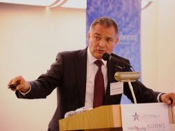 Forbes atribuye a García Luna exceso de gastos para auto-promoción, escándalos y abusos de poder. ARCHIVO /